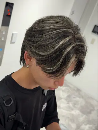 カラー メンズ 𝐚𝐨𝐢 メンズ ‪‪/メッシュのヘアスタイル