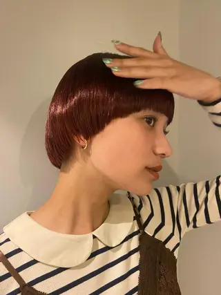 カラー Mori Aimiのヘアスタイル