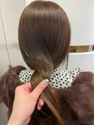 ロング カラー ブリーチなしで透け感 暖色カラーボブaoiのヘアスタイル