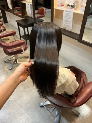 ロング 吉岡 なみのヘアスタイル