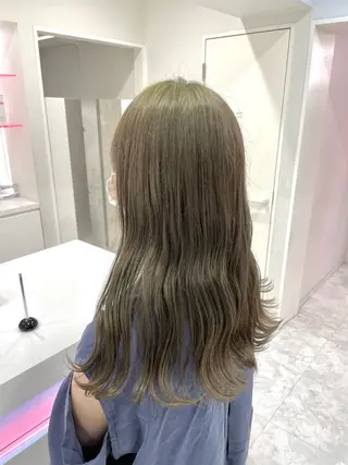 ロング 💍大人デザイン /ハイトーン♡リクトのヘアスタイル