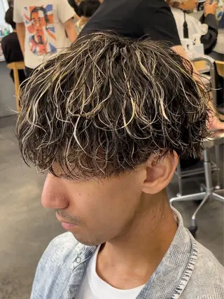 カラー パーマ fifth/片平 琳大郎のヘアスタイル