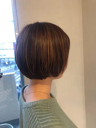 ショート カラー bococa りんのヘアスタイル