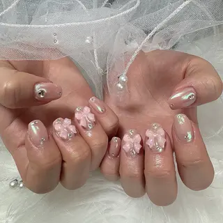 ネイル シュシュ 🎀 girly nailのネイルデザイン