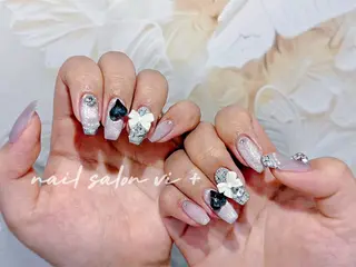 ネイル ✨Nailsalon Vi+✨のネイルデザイン