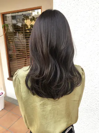 カラー 梅田 NU茶屋町gotoday所属・kana .オリーブ /ナチュラルヘアのヘアスタイル
