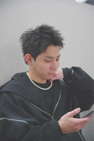 ショート 山口 孔聖のヘアスタイル