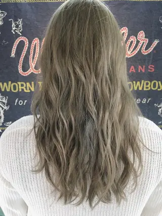 ロング カラー 代表 中島貴志のヘアスタイル