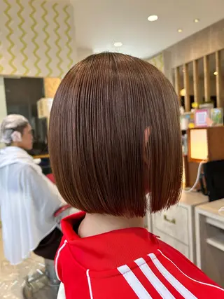 ショート ツヤ髪にします✨ オガタアキのヘアスタイル