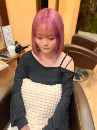 ミディアム 青木 舞佳のヘアスタイル