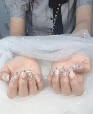 ネイル T. Leeのネイルデザイン