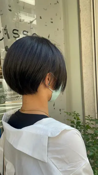 ショート カラー CoCooN Hiromiのヘアスタイル