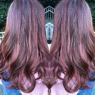 セミロング StellA所属・アートディレクター ワダヒサノリのヘアスタイル