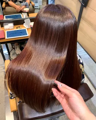 ロング youres hair WEST所属・ウルトワ髪質改善 ディレクター/熊倉都のヘアスタイル