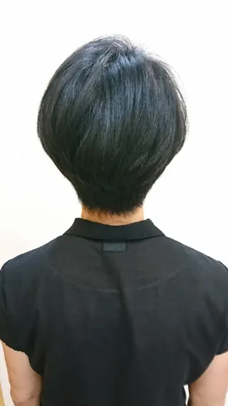 ショート 齋藤 愛美のヘアスタイル