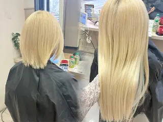 ロング カラー ブロンドブリーチ カラーシールエクステのヘアスタイル