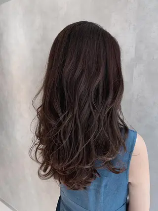 セミロング ANDO HIKARIのヘアスタイル