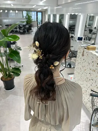 セミロング カラー ヘアアレンジ 卒業式ヘアセット🎀 ヘアアレンジのヘアスタイル