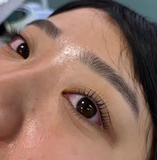 アイブロウ eye lash  Lucia 難波所属・ひらおか ういのマツエク・マツパデザイン