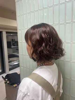 ミディアム ラカリテ　新宿伊勢丹店所属・渡辺 にこはのヘアスタイル