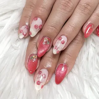 ネイル SOARE TADAのネイルデザイン