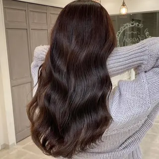 ロング カラー ブリーチなし✨艶髪 カラー𓃲YAGIのヘアスタイル