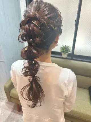 ロング ヘアアレンジ 飯塚 沙衣のヘアスタイル