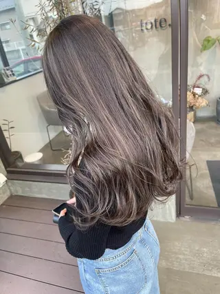 ロング 各務原/カラー/ブリ ーチお任せください!のヘアスタイル