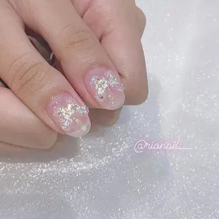 ネイル 𝘙𝘪𝘰𝘯𝘢 ...🕯🤍のネイルデザイン