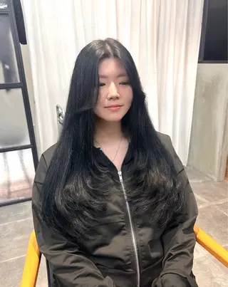 ロング カラー 韓国×髪質改善カラー 💎hinaのヘアスタイル