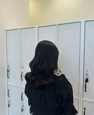 セミロング 平井 真由のヘアスタイル