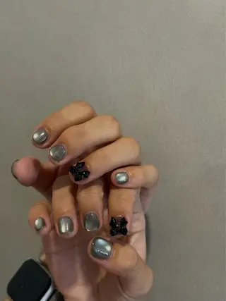 ネイル LOA.所属・LOA. nanaのネイルデザイン