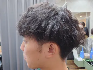 ミディアム パーマ メンズ 💆‍♂ヘッドスパ ★☆のヘアスタイル