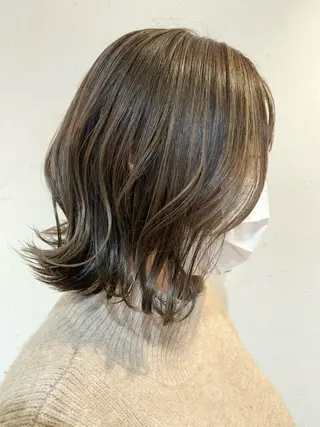 ミディアム ブリーチなしカラー 🌿脇黒丸 彩のヘアスタイル