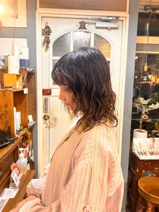 ミディアム パーマ 清水千優/パーマ/透 明感カラー/メンズのヘアスタイル