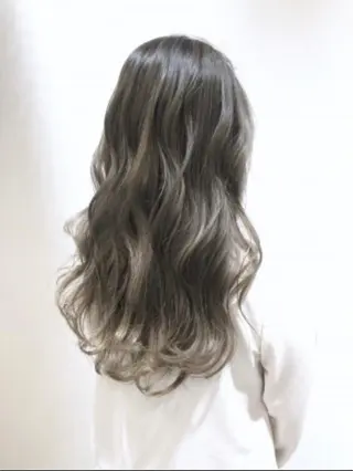 カラー 福元友梨 ディレクター✂️のヘアスタイル