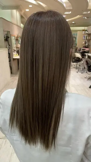 カラー sol yumeのヘアスタイル