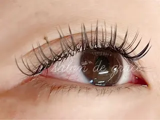 マツエク・マツパ サロンドグレース所属・salon de  grace千葉駅のマツエク・マツパデザイン