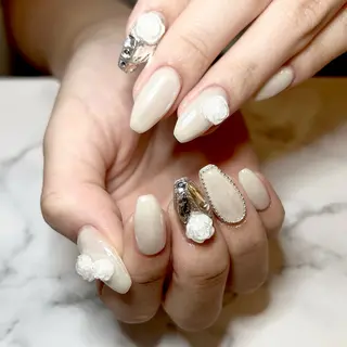ネイル she nail studio所属・パラジェル/スカルプ salonOerbaのネイルデザイン