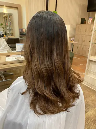 ロング 佐久間 凪沙のヘアスタイル