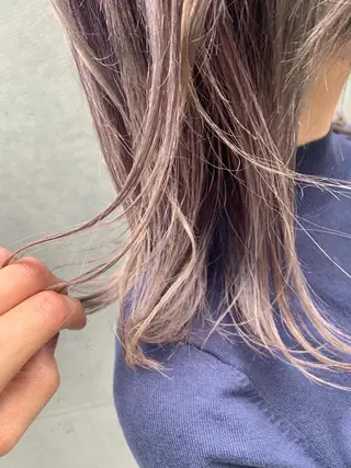 カラー 飯塚 昇太のヘアスタイル