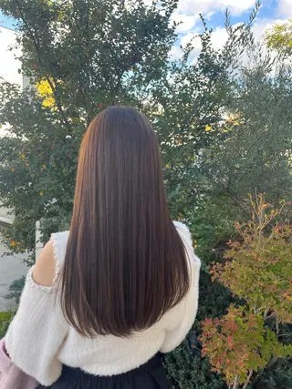 カラー 山本 穂乃花のヘアスタイル