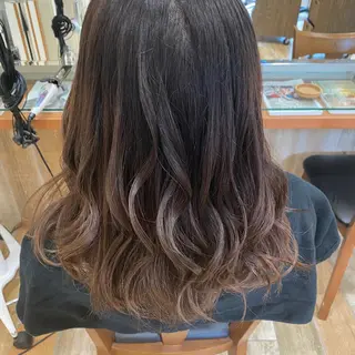 ミディアム 艶カラー/韓国風ヘア 🩵shioneのヘアスタイル