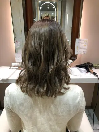 ミディアム La fith hair rond 立川店所属・kyosuke 透明感カラーのヘアスタイル