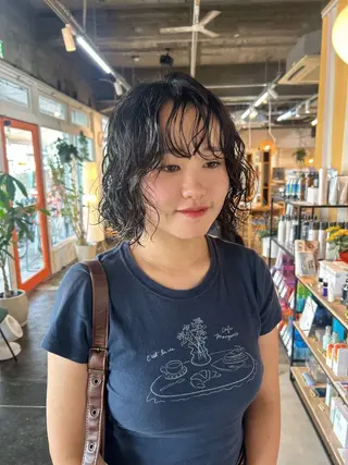ショート パーマ 透明感カラー 暖色shihoのヘアスタイル