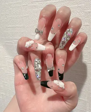 ネイル D-BEAUTY Nailsalonのネイルデザイン