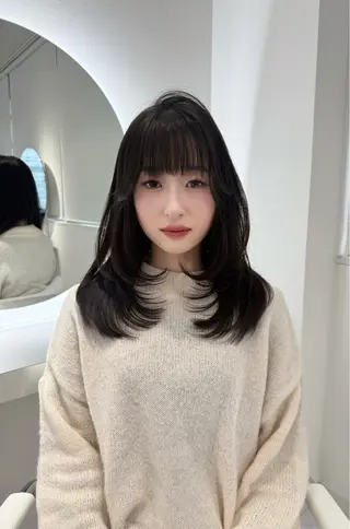 セミロング レイヤーカット🫧 🎀Tomoka🎀のヘアスタイル