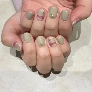 ネイル RounGe Nail&Eyelash所属・葛西 佑香のネイルデザイン
