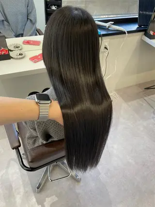 ロング 酸性縮毛矯正 Coreすずのヘアスタイル