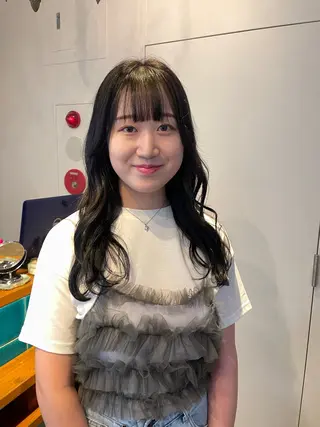 ミディアム カラー RIN／韓国ヘア レイヤーカットのヘアスタイル